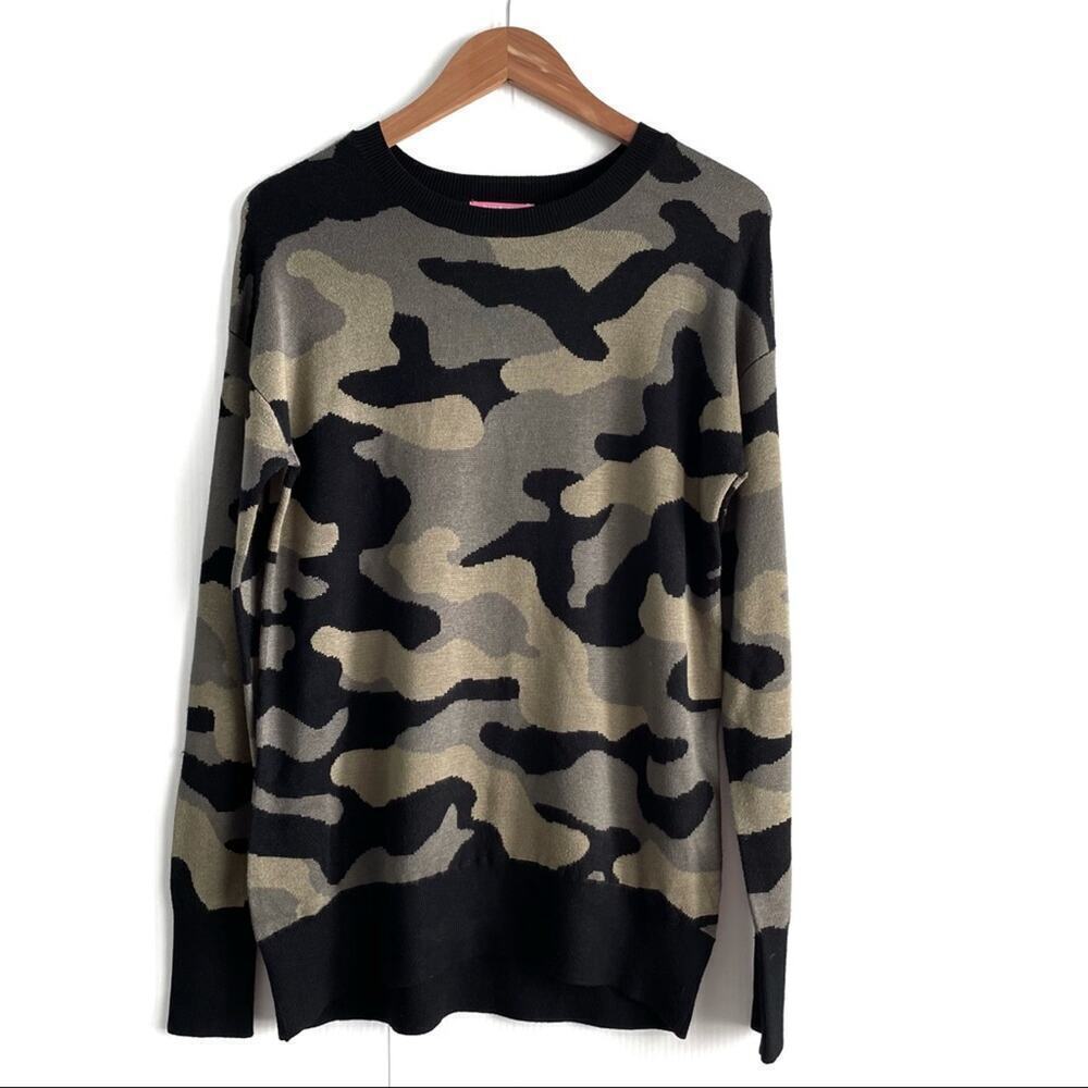 Isaac Mizrahi camouflage long sleeve sweater